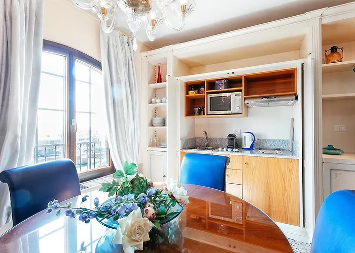 Deluxe Lagoon View Venice